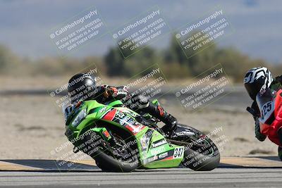 media/Dec-07-2025-CVMA (Sun) [[3e7d2de5dc]]/Race 4-Supersport Middleweight/